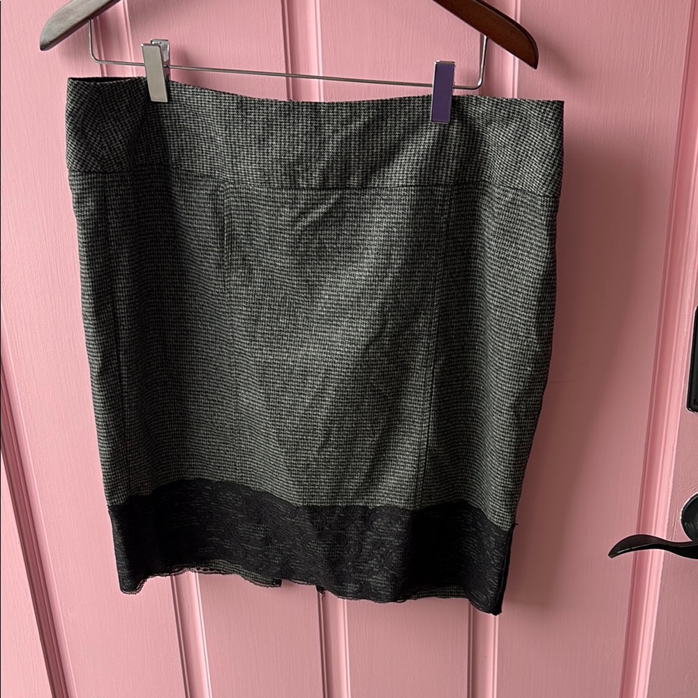 Maurices Black and Gray Pencil Skirt